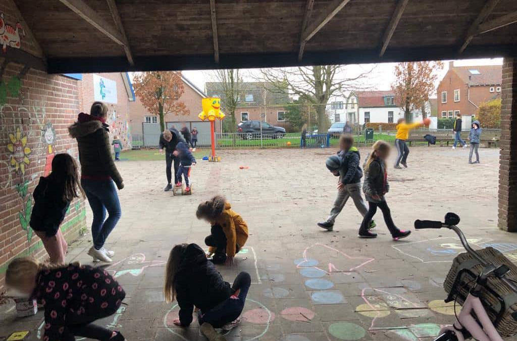Buitenspelen in Edam op 9 februari